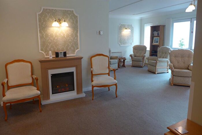 1 Bedroom Retirement Property To Rent In Jenner Court, Stavordale Road, Weymouth, DT4