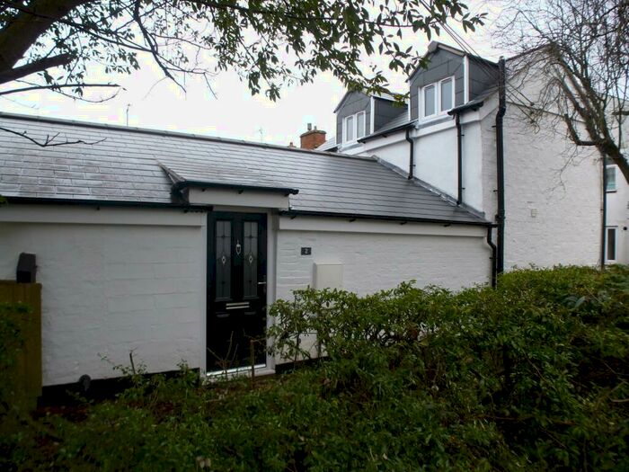 1 Bedroom Bungalow To Rent In Sparrow Lane, Royal Wootton Bassett, Swindon, SN4