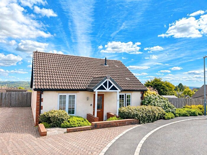 1 Bedroom Bungalow For Sale In Orchard Rise, Chard, Somerset, TA20