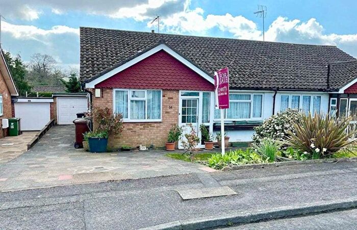 2 Bedroom Bungalow For Sale In Arden Close, Bushey Heath ., WD23