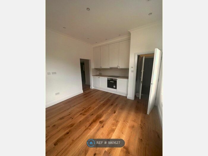 1 Bedroom Flat To Rent In Eridge Road, Tunbridge Wells, TN4