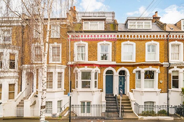 1 Bedroom Flat For Sale In Dalyell Road, Clapham, SW9