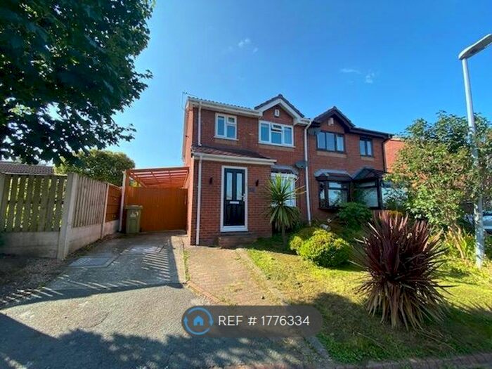 3 Bedroom Semi-Detached House To Rent In Chorlton Close, Runcorn, WA7