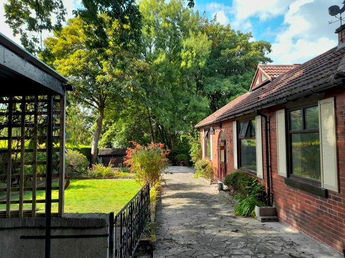 2 Bedroom Bungalow To Rent In Hargreaves Street, Rochdale, OL11