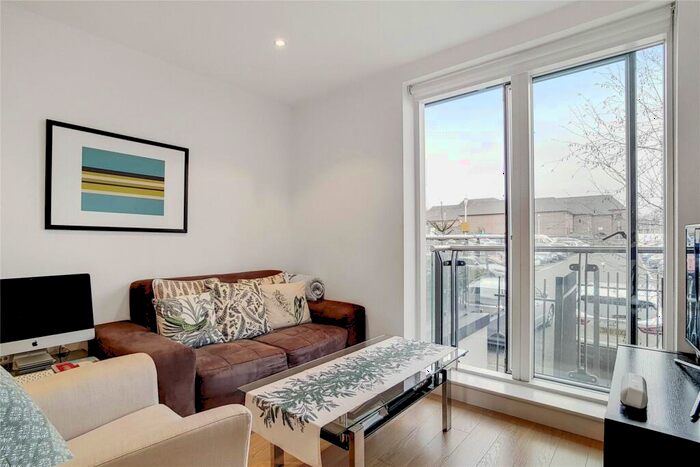 1 Bedroom Apartment To Rent In Conington Road London, SE13