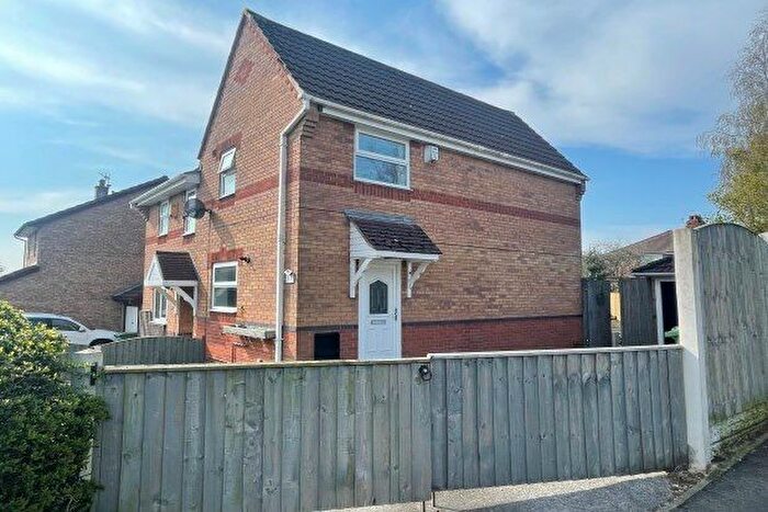 2 Bedroom Semi-Detached House To Rent In Whimbrel Avenue, Newton-Le-Willows, WA12