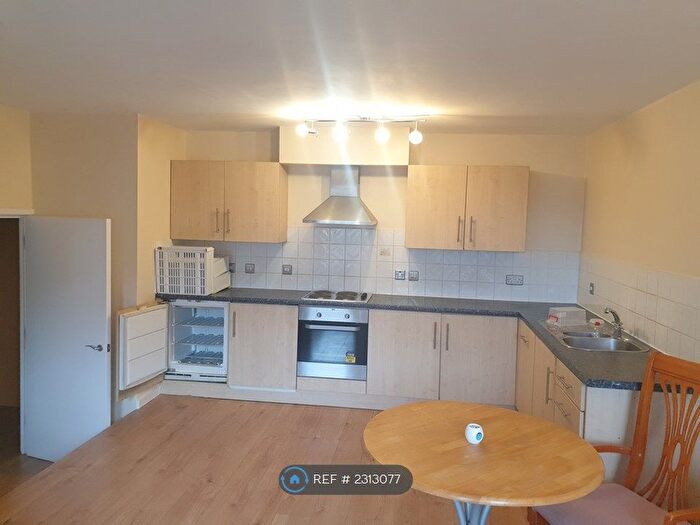 2 Bedroom Flat To Rent In The Vista Building, London, SE18