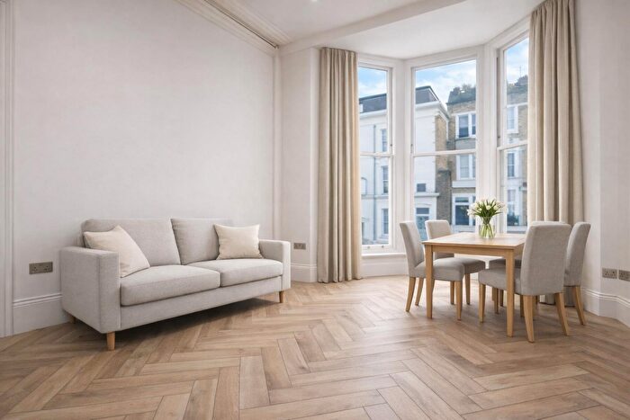 2 Bedroom Flat To Rent In Belsize Crescent, Belsize Village, NW3