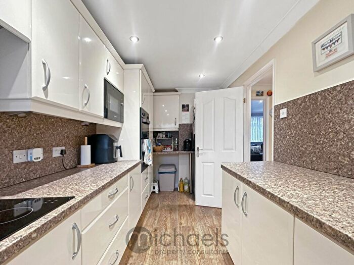 4 Bedroom Detached House For Sale In Melbourne Chase, Colchester, CO2