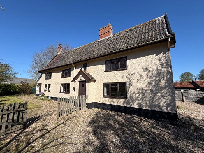 3 Bedroom Detached House For Sale In Messuage Farmhouse, Russell Green, Wilby, Eye, Suffolk, IP21