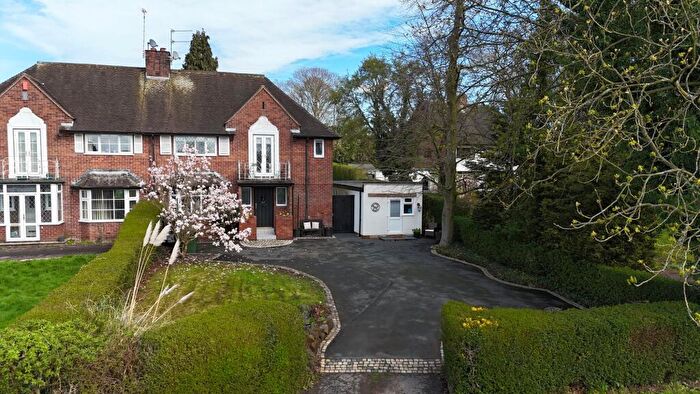 3 Bedroom Semi-Detached House For Sale In Lichfield Road, Stone, ST15