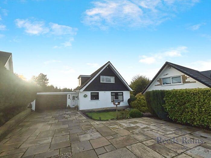 4 Bedroom Bungalow For Sale In Pasturegate, Burnley, Lancashire, BB11