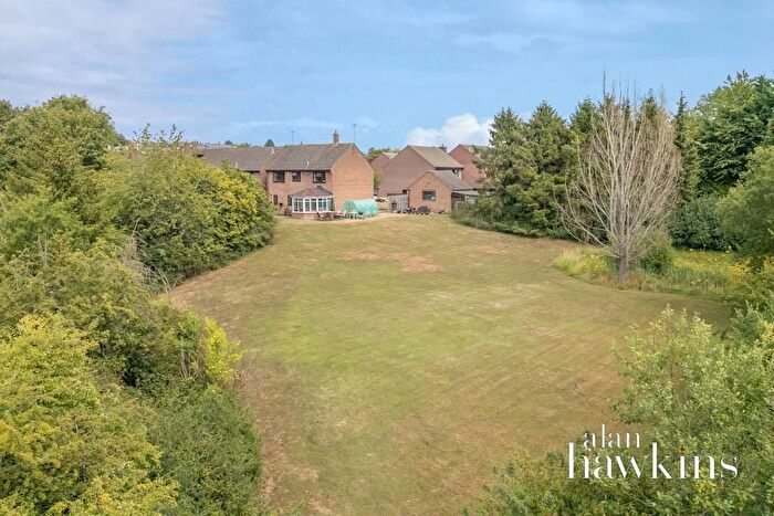 4 Bedroom Detached House For Sale In Saltspring Drive, Royal Wootton Bassett, SN4