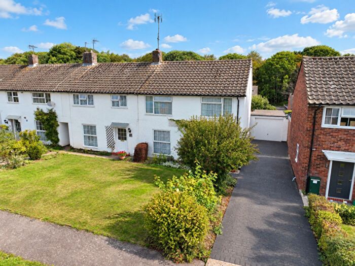 4 Bedroom Terraced House For Sale In Uplands, Welwyn Garden City, AL8