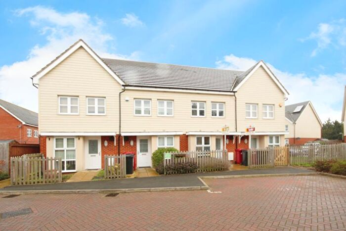 2 Bedroom Terraced House To Rent In Leacroft, Cippenham, Slough, SL1