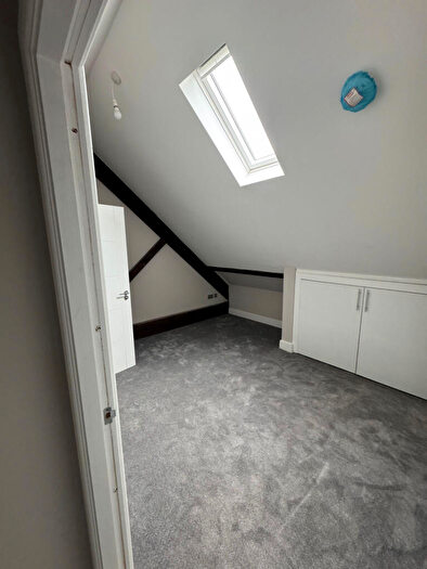 2 Bedroom Flat To Rent In Barnsley, S70