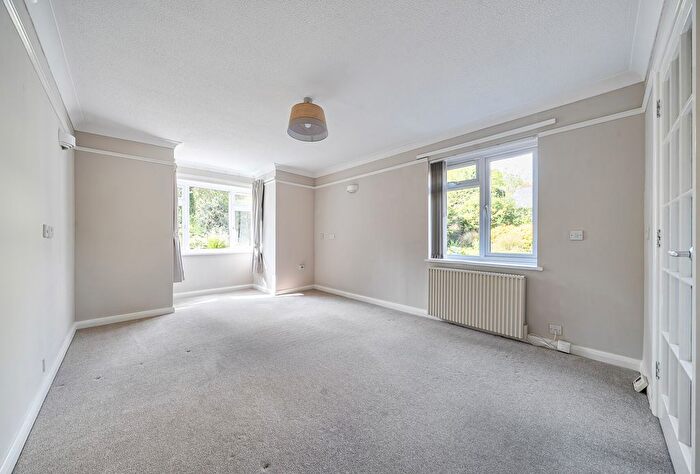 1 Bedroom Flat For Sale In Holme Grange, Rusthall Road, Tunbridge Wells, Kent, TN4