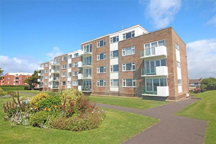 2 Bedroom Apartment For Sale In Whitby Road, Milford On Sea, Lymington, Hampshire, SO41