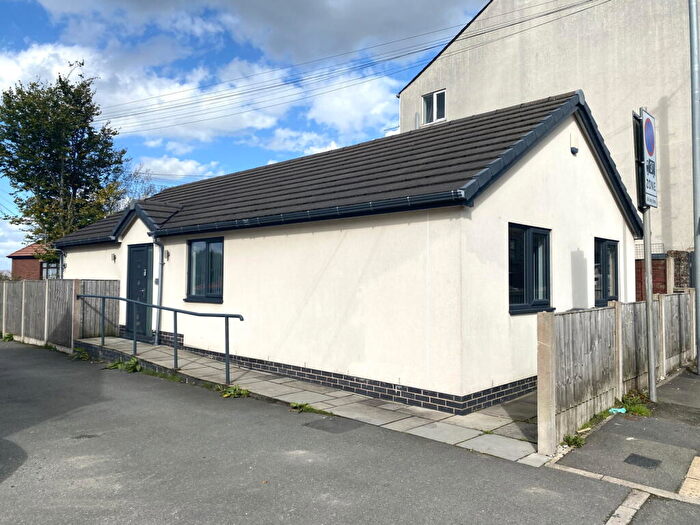 3 Bedroom Detached Bungalow For Sale In Lark Street, OL1
