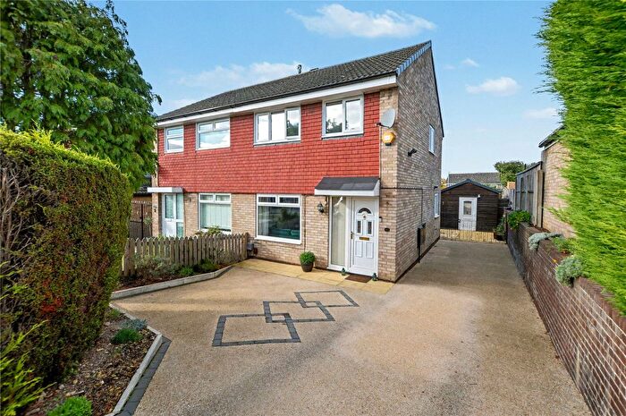 3 Bedroom Semi Detached House For Sale In Haigh Side Close, Rothwell, Leeds, West Yorkshire, LS26