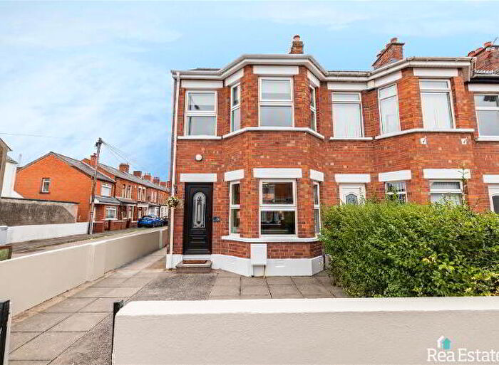 2 Bedroom End Of Terrace House For Sale In Ravenscroft Avenue, Belfast, BT5