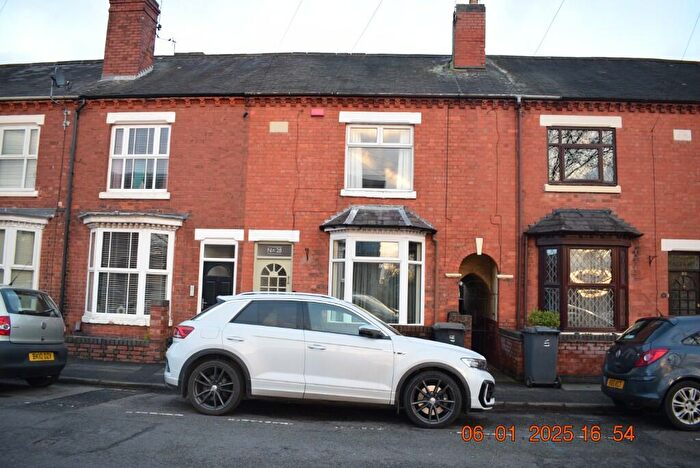 3 Bedroom Terraced House To Rent In King Edward Road, Nuneaton, Warwickshire, CV11