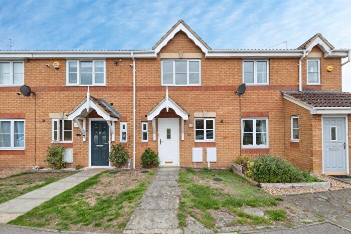 2 Bedroom Terraced House For Sale In Moors Close, Deanshanger, Milton Keynes, MK19