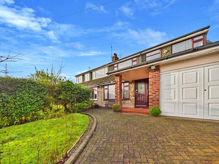 4 Bedroom Semi-Detached House For Sale In Bodiam Road, Greenmount, Bury, Lancashire, BL8