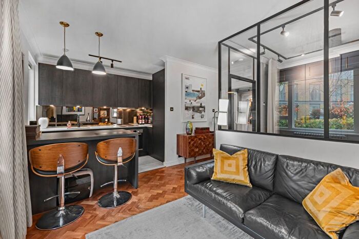 1 Bedroom Flat To Rent In Park Crescent, Marylebone, W1B