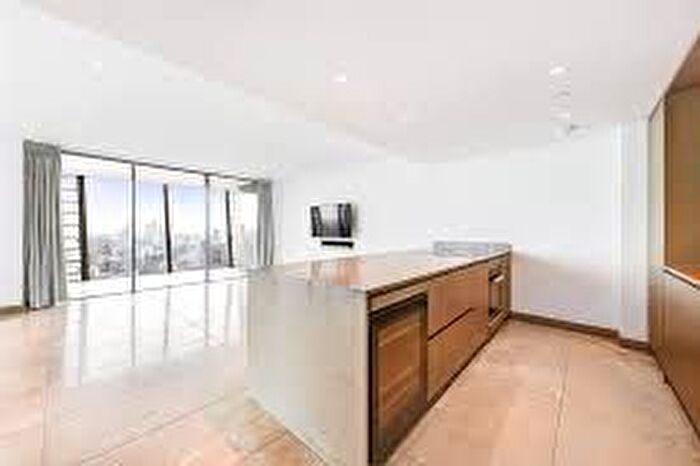 1 Bedroom Flat To Rent In Blackfriars Road, London, SE1