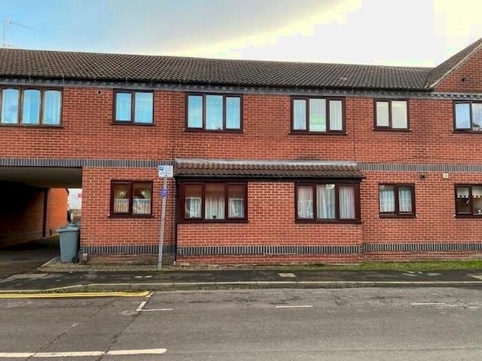1 Bedroom Flat To Rent In East Street, Grantham, NG31