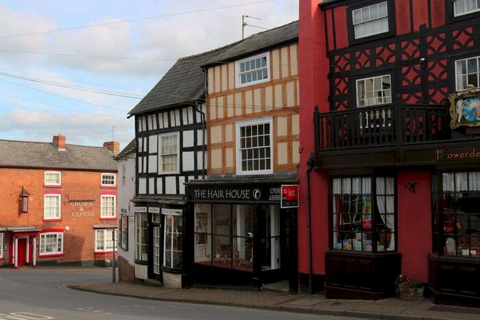 2 Bedroom Flat To Rent In The Square, Bromyard, Herefordshire, HR7