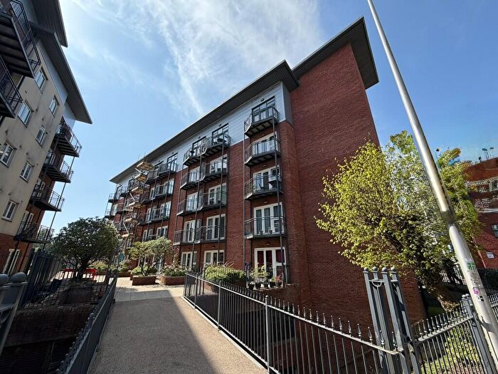 Studio To Rent In Marcus House, New North Road, EX4