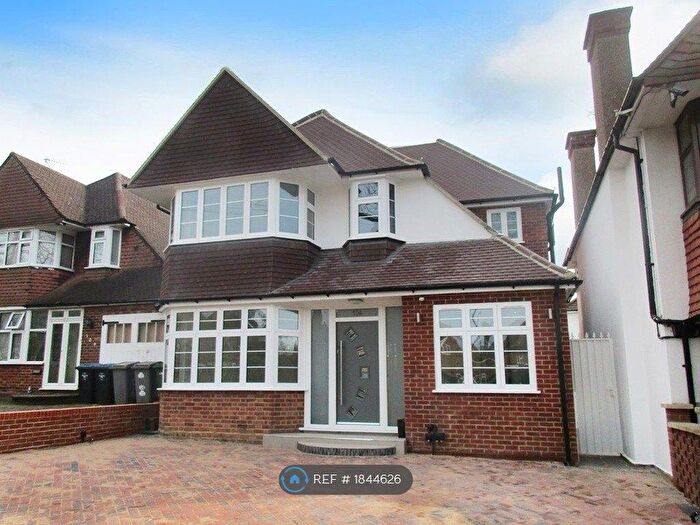 5 Bedroom Detached House To Rent In Salmon St, London, NW9