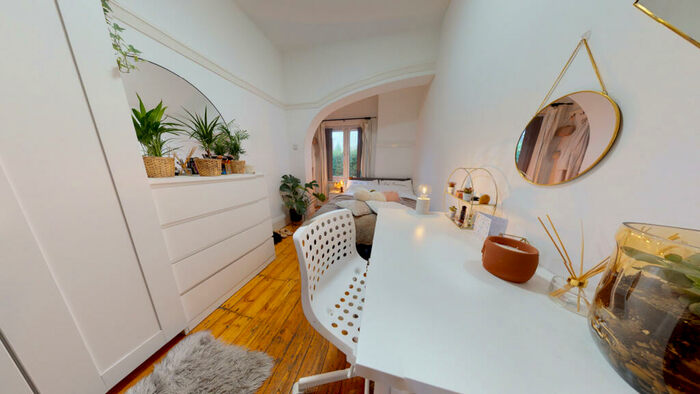 10 Bedroom Detached House To Rent In Derby Road, Lenton, Nottingham, NG7