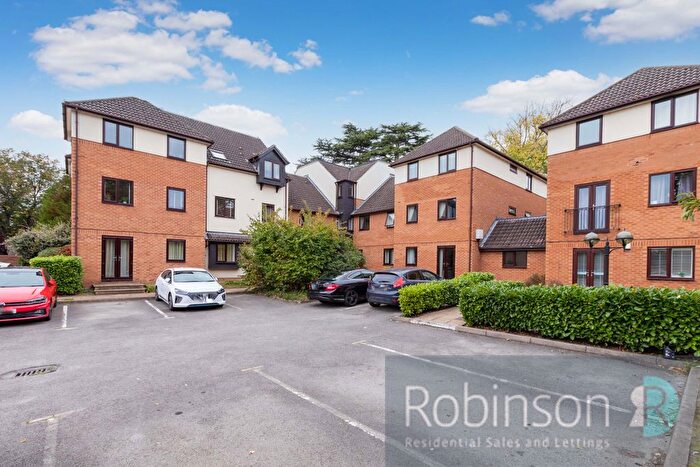 2 Bedroom Flat For Sale In Lancastria Mews, Boyndon Road, Maidenhead, Berkshire, SL6