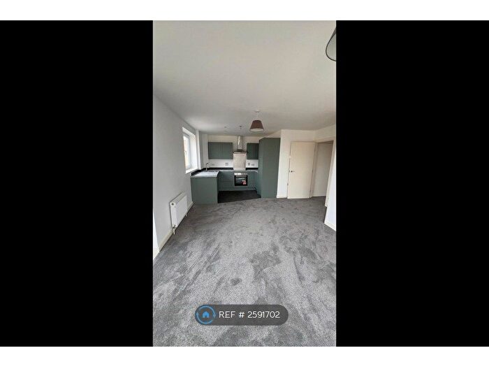 2 Bedroom Flat To Rent In Hertford House, Northolt, UB5