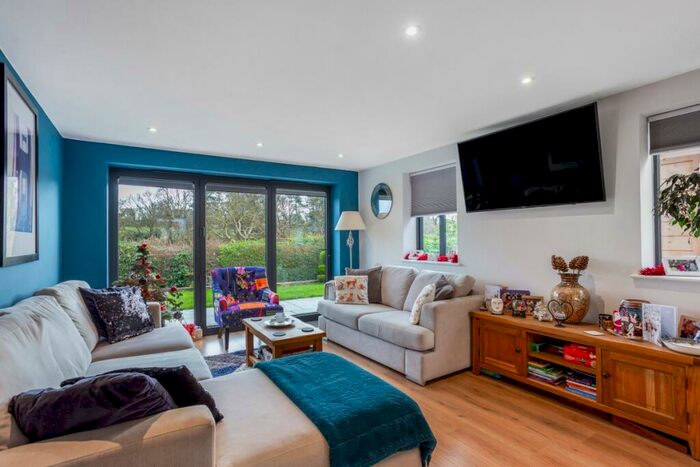 1 Bedroom Detached House To Rent In Naishcombe Hill Wick, BS30