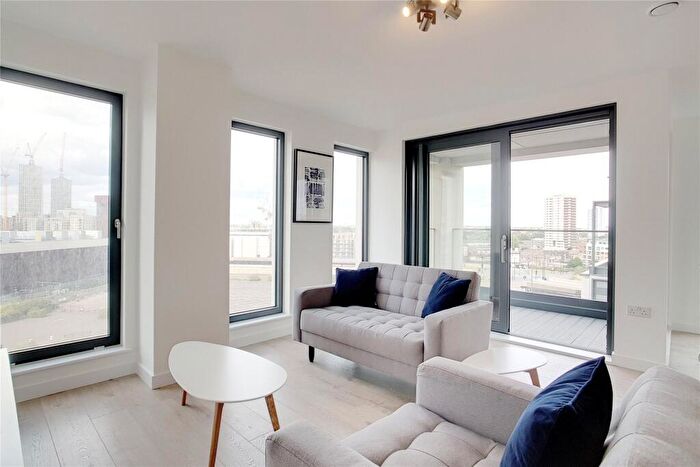 1 Bedroom Flat To Rent In Great Eastern Road Tower Stratford, E15