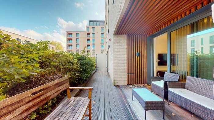 1 Bedroom Flat To Rent In Chiswick High Road, Chiswick, London, W4