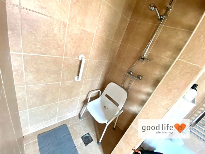 2 Bedroom Detached Bungalow For Sale In Holly Lodge, Sea View Road, Grangetown, Sunderland, SR2