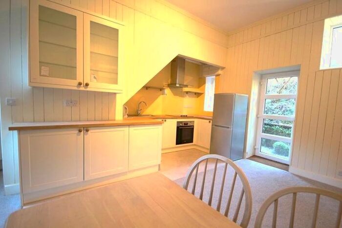 2 Bedroom Property To Rent In Rhydyfelin, Aberystwyth, SY23