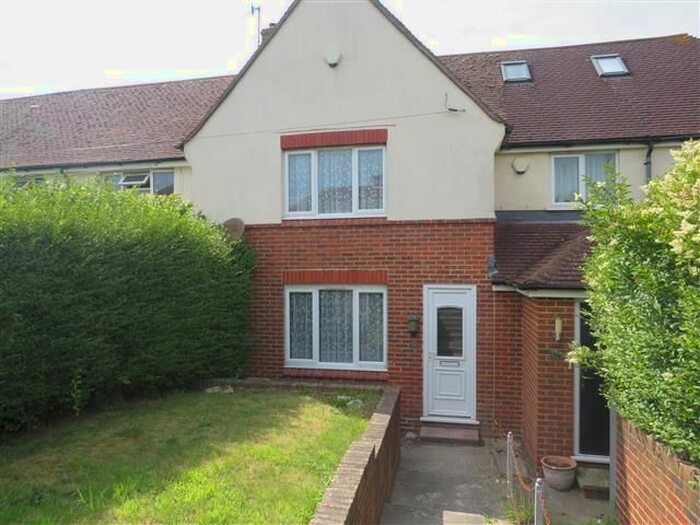 3 Bedroom Property To Rent In Rye Road, Hastings, TN35