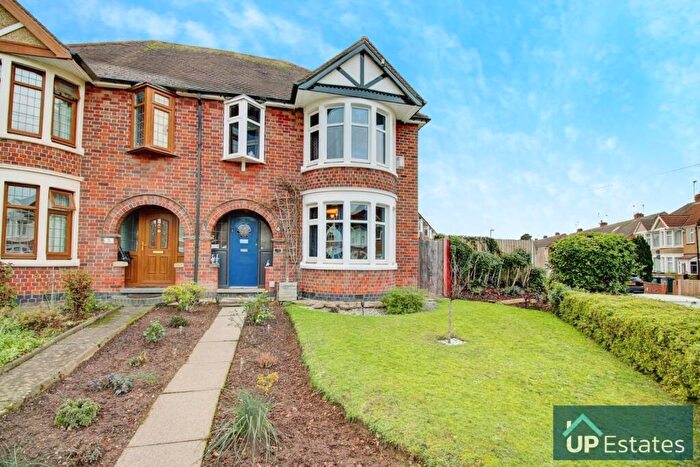 3 Bedroom Semi Detached House For Sale In Keats Road, Poets Corner, Coventry, CV2