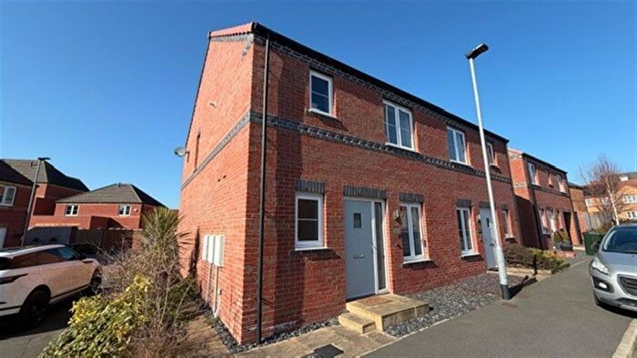 3 Bedroom Semi Detached House For Sale In Staith Lane, Mapplewell, Barnsley, S75