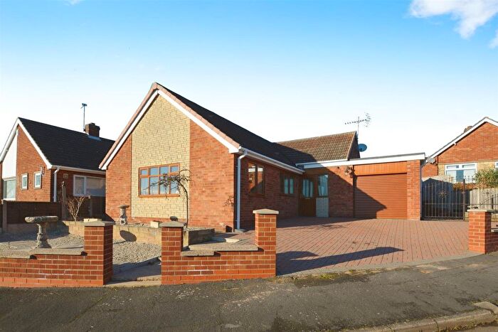 3 Bedroom Detached Bungalow For Sale In St. Andrews Avenue, Bottesford, Scunthorpe, DN17