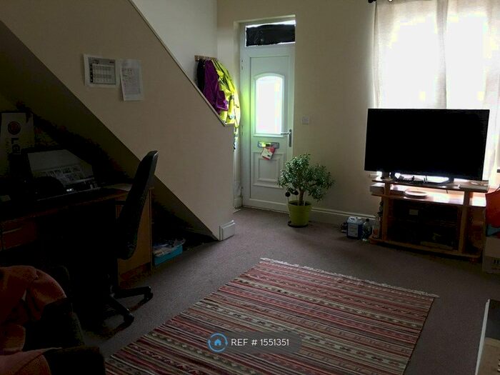 2 Bedroom Terraced House To Rent In Alma St, Alfreton, DE55