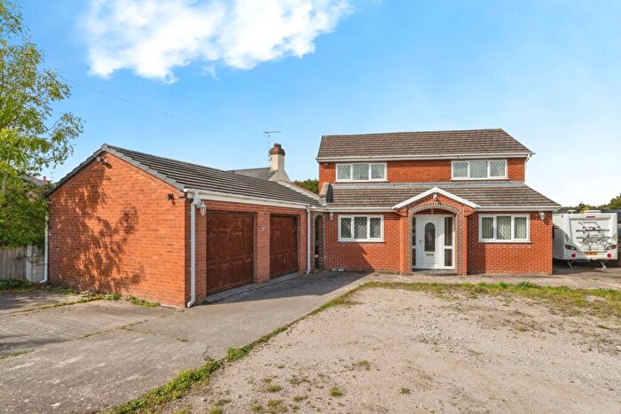 2 Bedroom House For Sale In Bryn Road, Alltami, Mold, Flintshire, CH7
