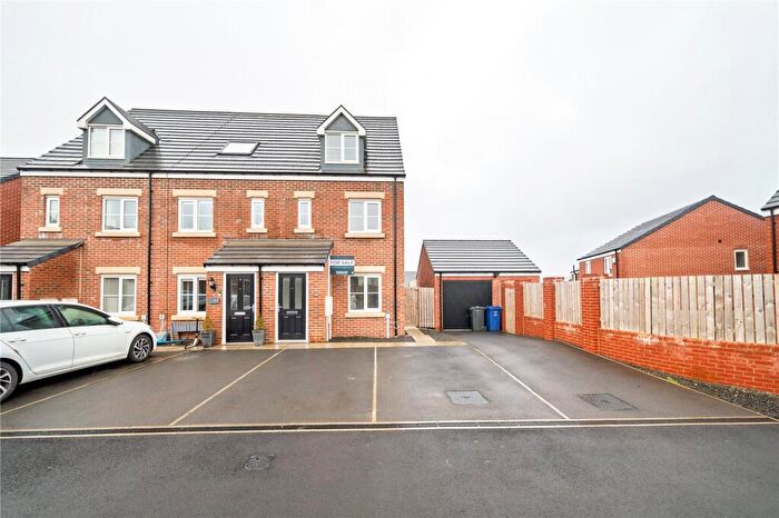 3 Bedroom End Of Terrace House For Sale In Comfrey Drive, Fairmoor Meadows, Morpeth, NE61