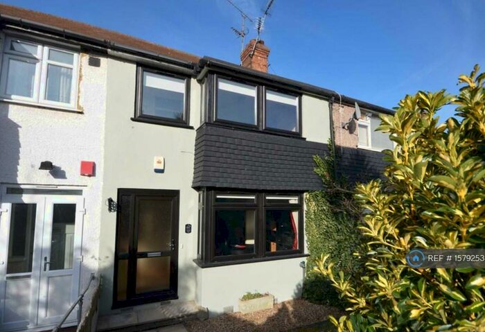 3 Bedroom Terraced House To Rent In Abbey Road, Belvedere, DA17